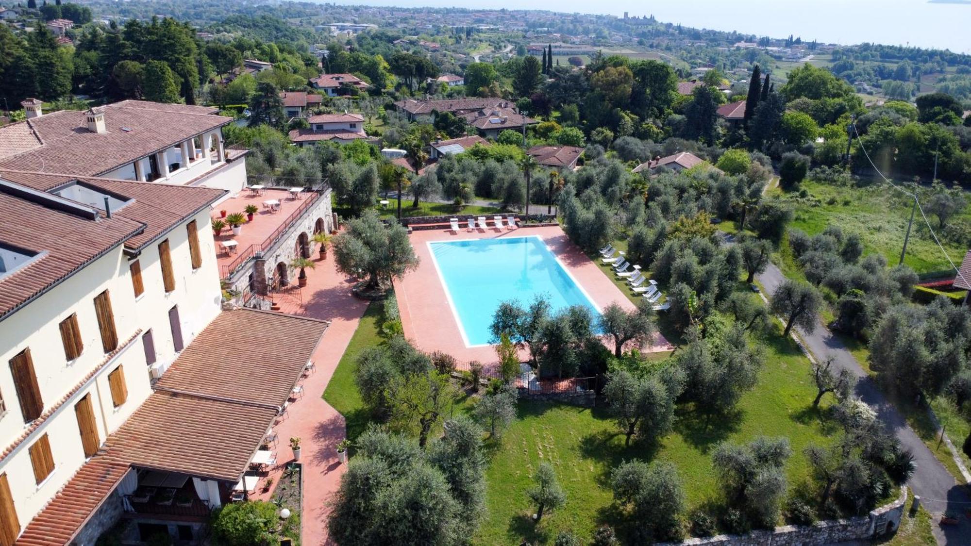 Aparthotel San Rocco Relais à Soiano Del Lago Extérieur photo